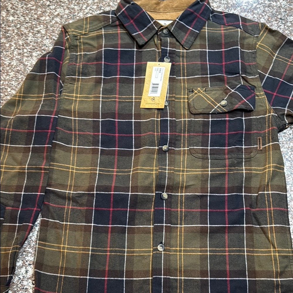 NWT Hunter green Legendary Whitetails button down flannel shirt